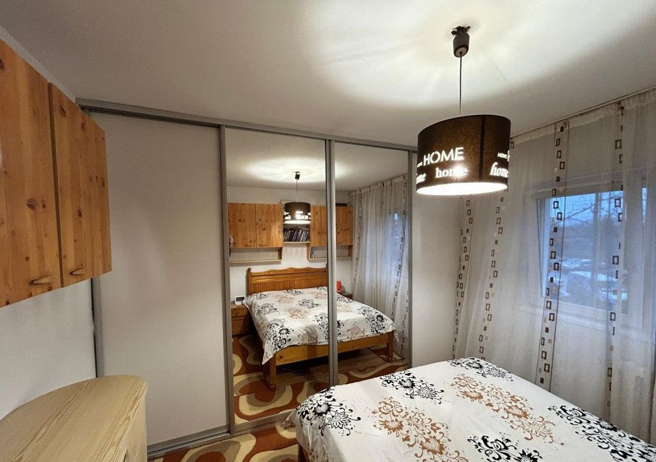 4 camere, decomandat, etaj 1, 77 mp, 2  bai, Marasti