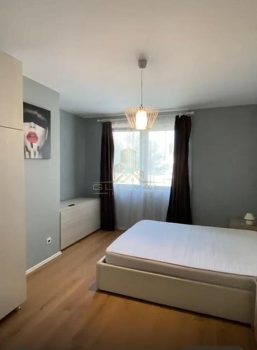 3 camere , 80 mp, parcare  terasa, zona str.Aleea Slanic, Gheorgheni