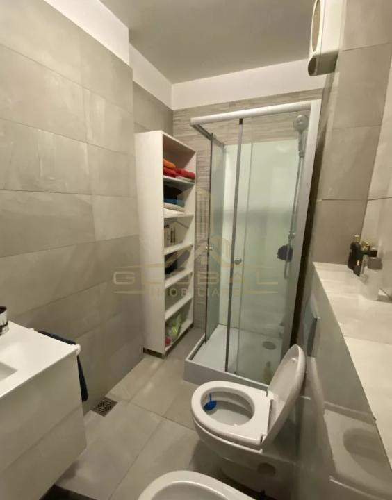 3 camere , 80 mp, parcare  terasa, zona str.Aleea Slanic, Gheorgheni