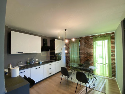 3 camere , 80 mp, parcare  terasa, zona str.Aleea Slanic, Gheorgheni