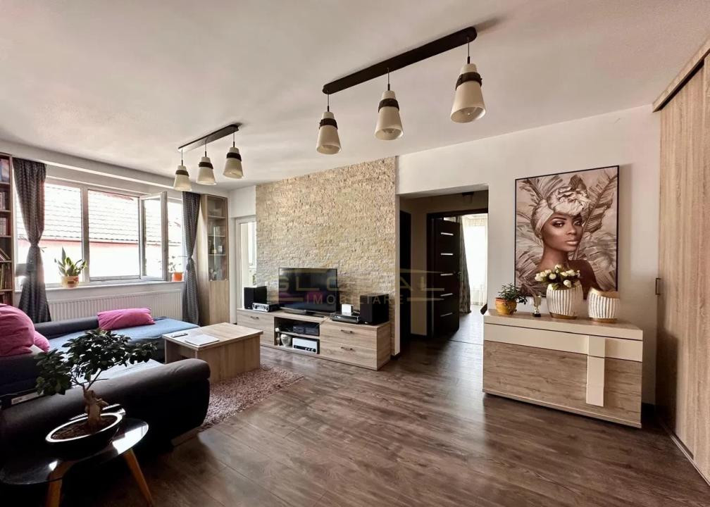3 camere ,91 mp,  terasa, 2 parcari, zona str.Jozsef Attila, Andrei Muresanu