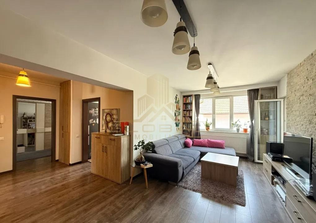 3 camere ,91 mp,  terasa, 2 parcari, zona str.Jozsef Attila, Andrei Muresanu