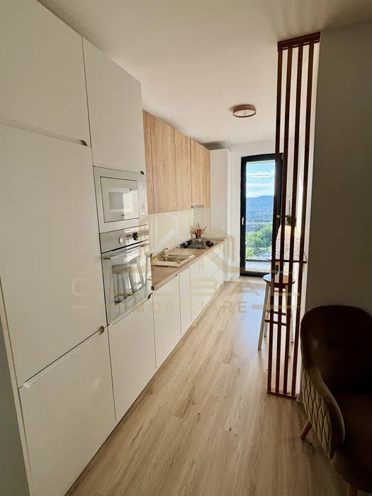 3 camere ,60 mp, 1 parcare, terasa, zona str. frunzisului, Zorilor