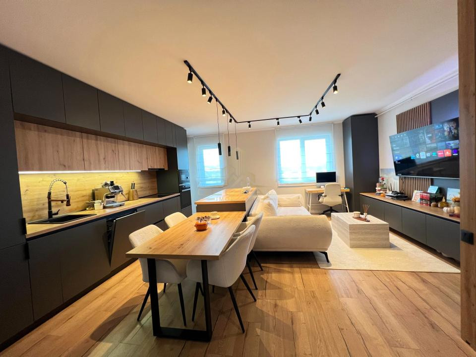 2 camere , LUX, Totul Nou, 58.5 mp, parcare, str.Somesului Floresti