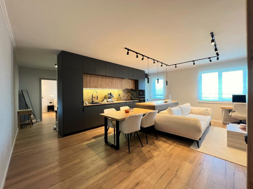 2 camere , LUX, Totul Nou, 58.5 mp, parcare, str.Somesului Floresti