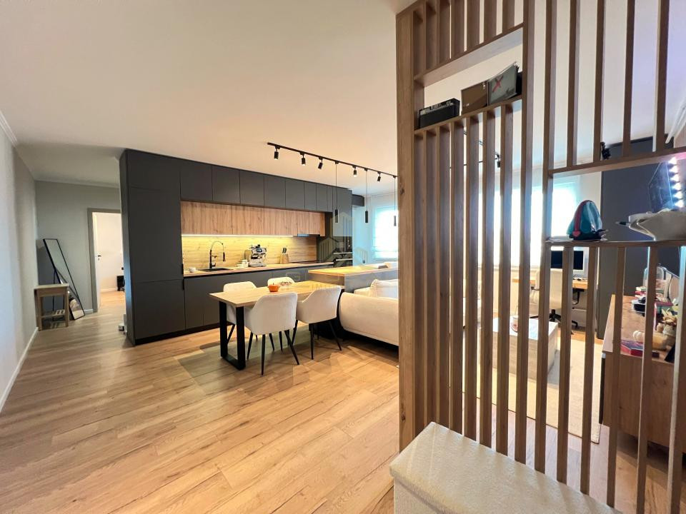 2 camere , LUX, Totul Nou, 58.5 mp, parcare, str.Somesului Floresti