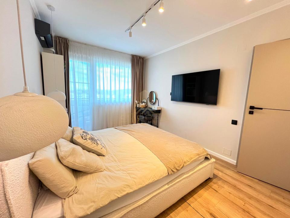 2 camere , LUX, Totul Nou, 58.5 mp, parcare, str.Somesului Floresti